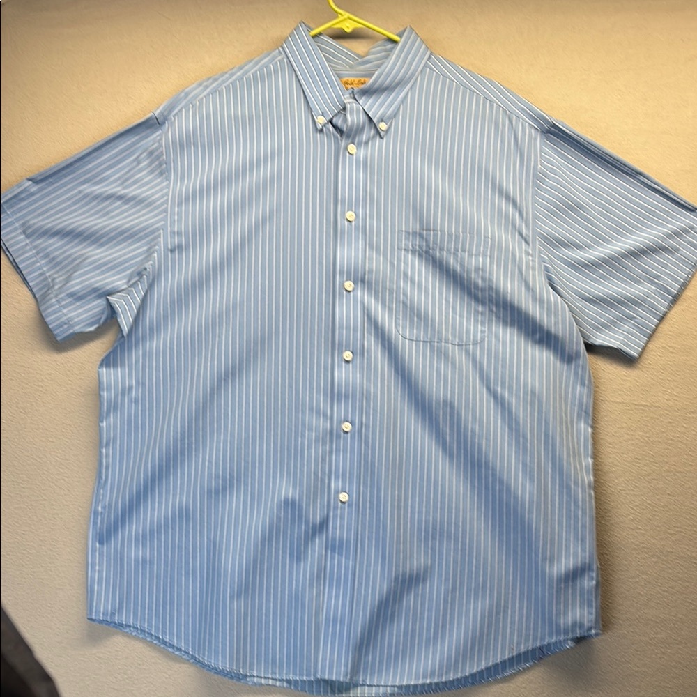 Men's Blue Striped Shirt gold label, York and Roundtree non-iron size XL